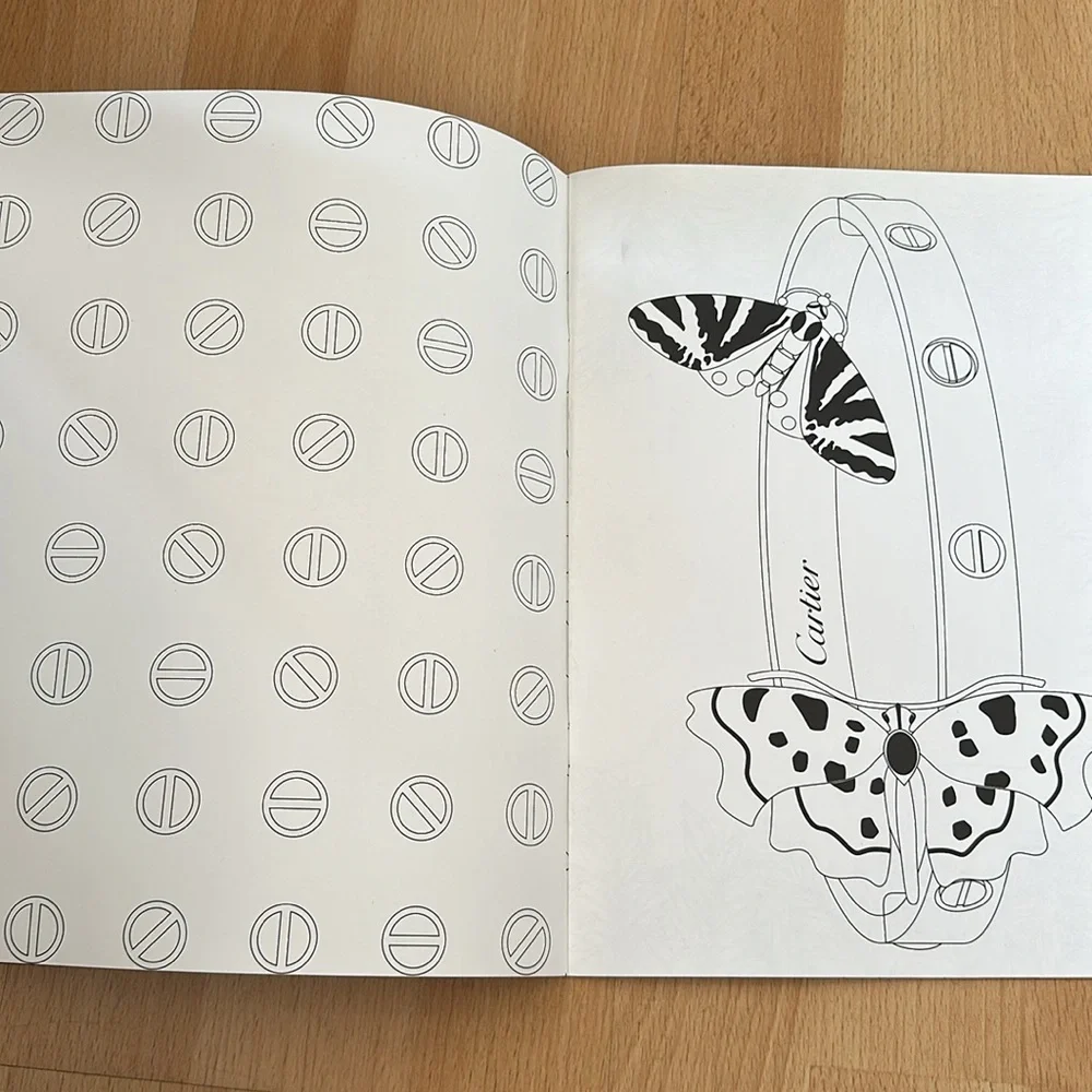 Cartier shopping bag, receipt holder, perfume samples and coloring book - Picture 13 of 16